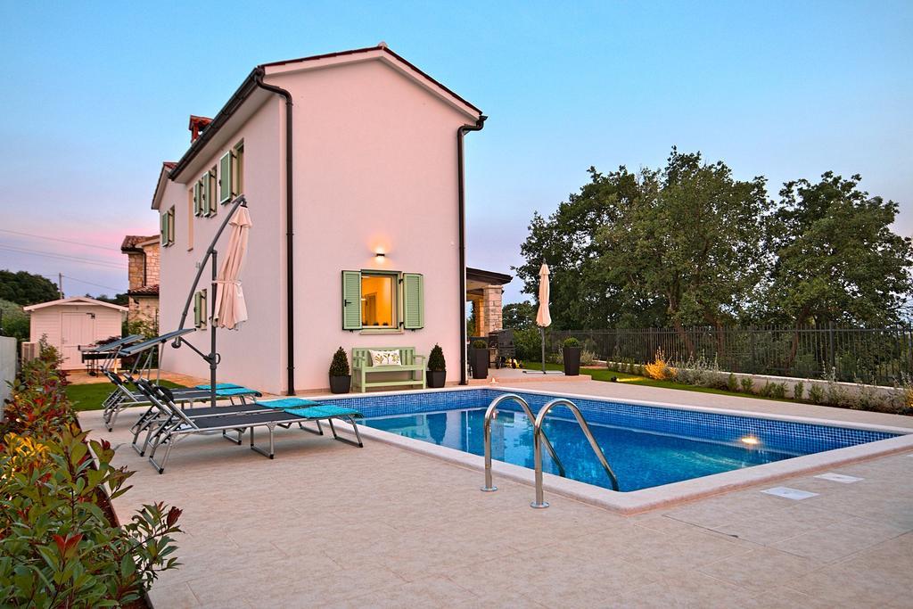 Villa Barbara Selina Exterior photo